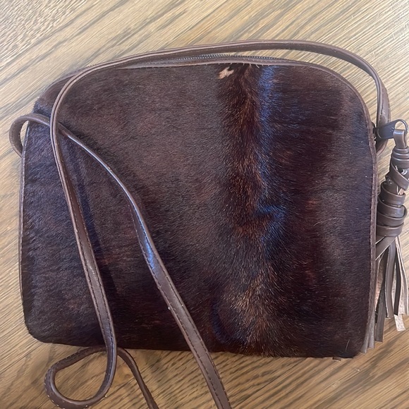 COWHIDE CROSS BODY BAG - Picture 6 of 6